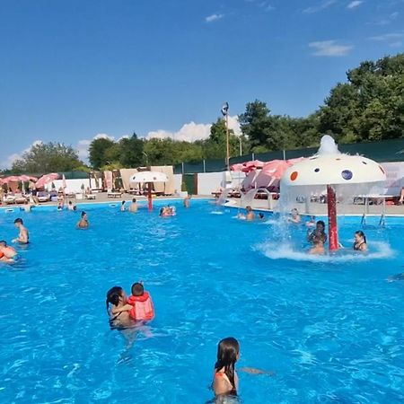 Royalwings Apartman Ягодина Экстерьер фото