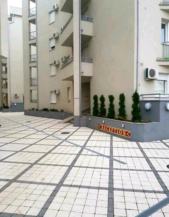 Royalwings Apartman Ягодина Экстерьер фото